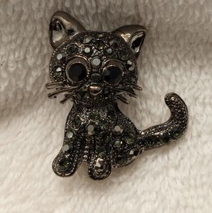 Kitty cat pin brooch amethyst